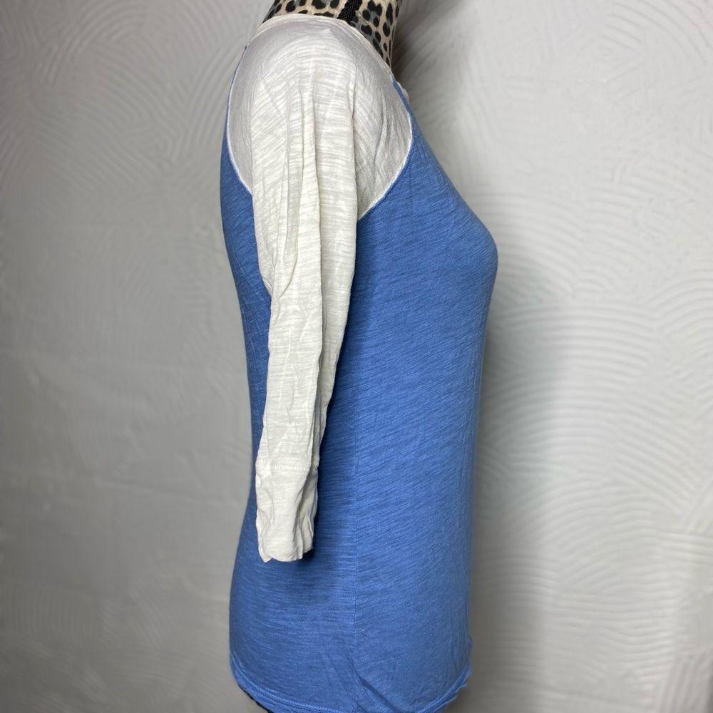 Y2K Forever 21 Blue and Cream Raglan Long Sleeve Top - Picture 4 of 7